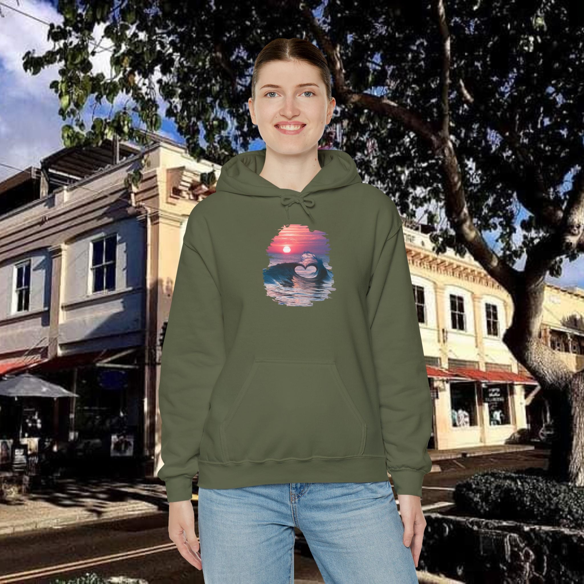 Lahaina Hooded Sweatshirt Heavy Blend Unisex